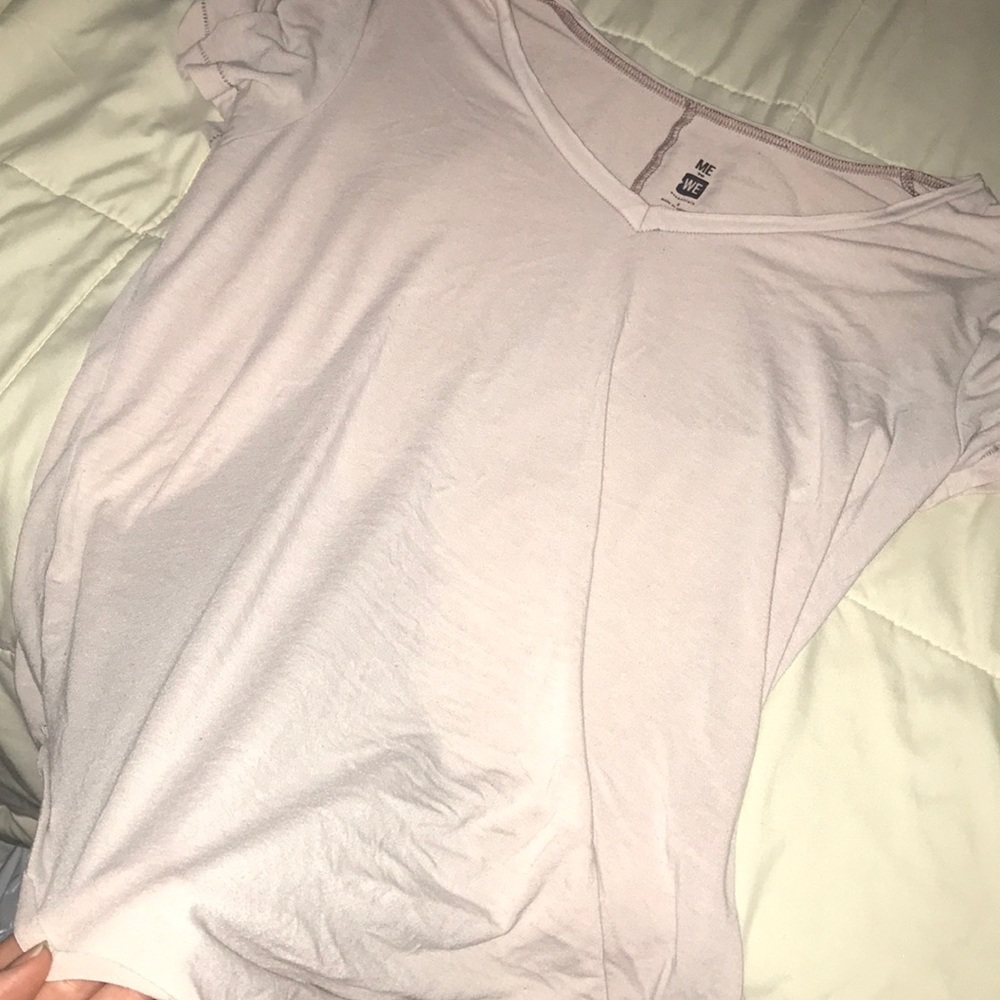 Long pastel pink shirt!
